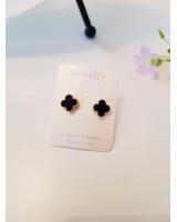 KR-010 Cute Earring Black