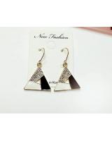 KR-111 Charming Earring As Pic