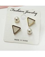 KR-130 Classic Earring Almond