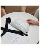 KW80495 WOMEN'S CHEST BAG WHITE