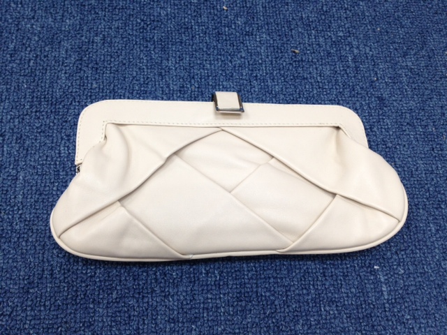 WB3076 Dinner Clutch Almond