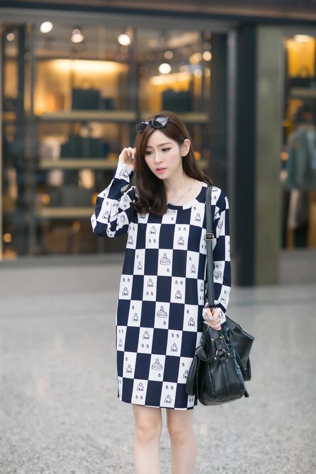 WD5443 Checker Dress As Picture