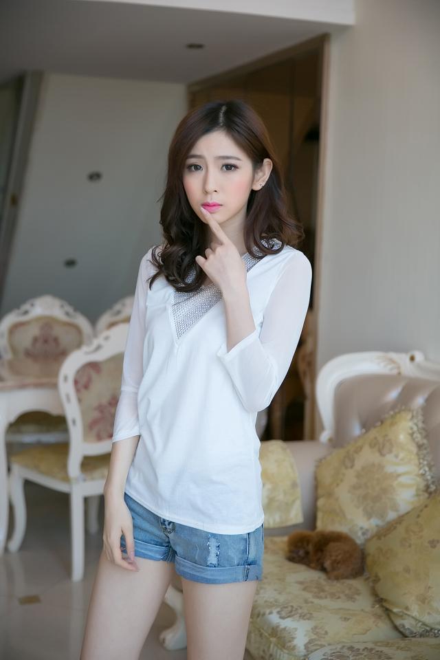 WT5784 Stylish Top White