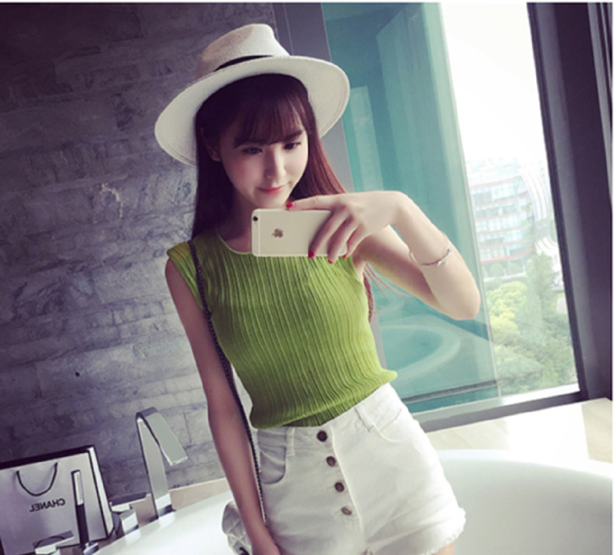 WT6266 Fashion Sleeveless Top Green