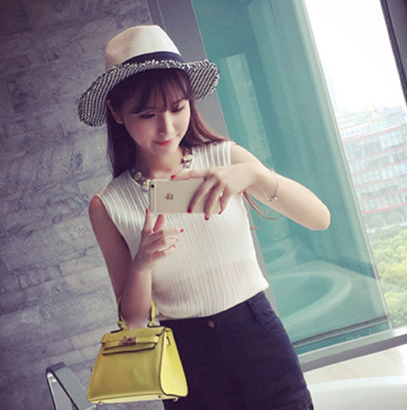 WT6266 Fashion Sleeveless Top White