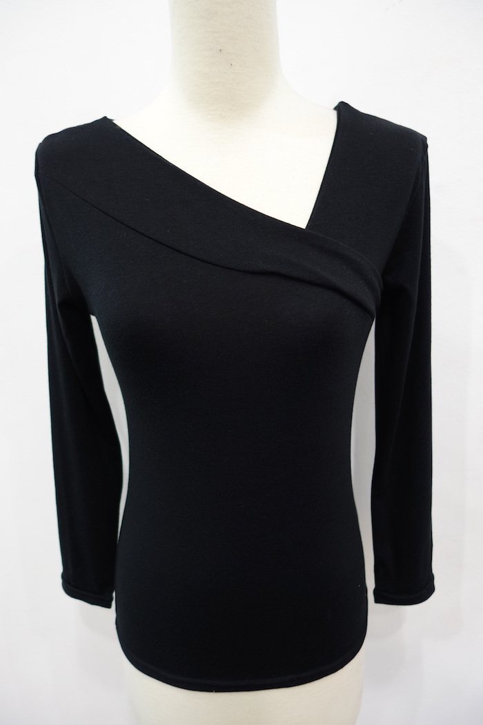 WT6880 Fashion Top Black