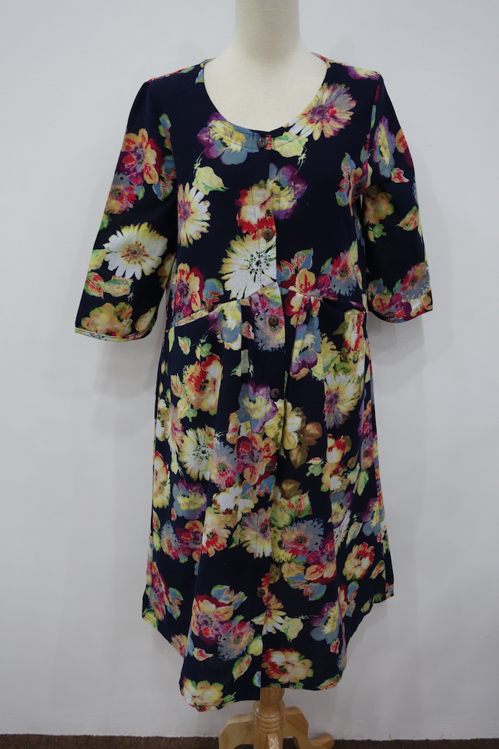 WD6994 Pretty Floral Dress Black