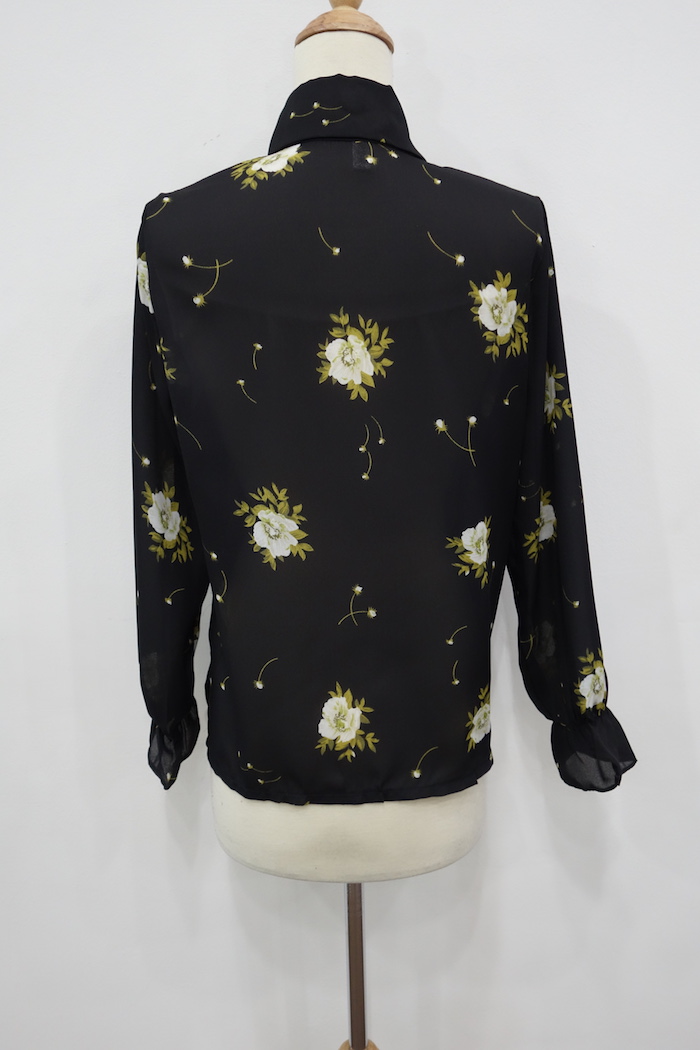 WT7027 Floral Top Black