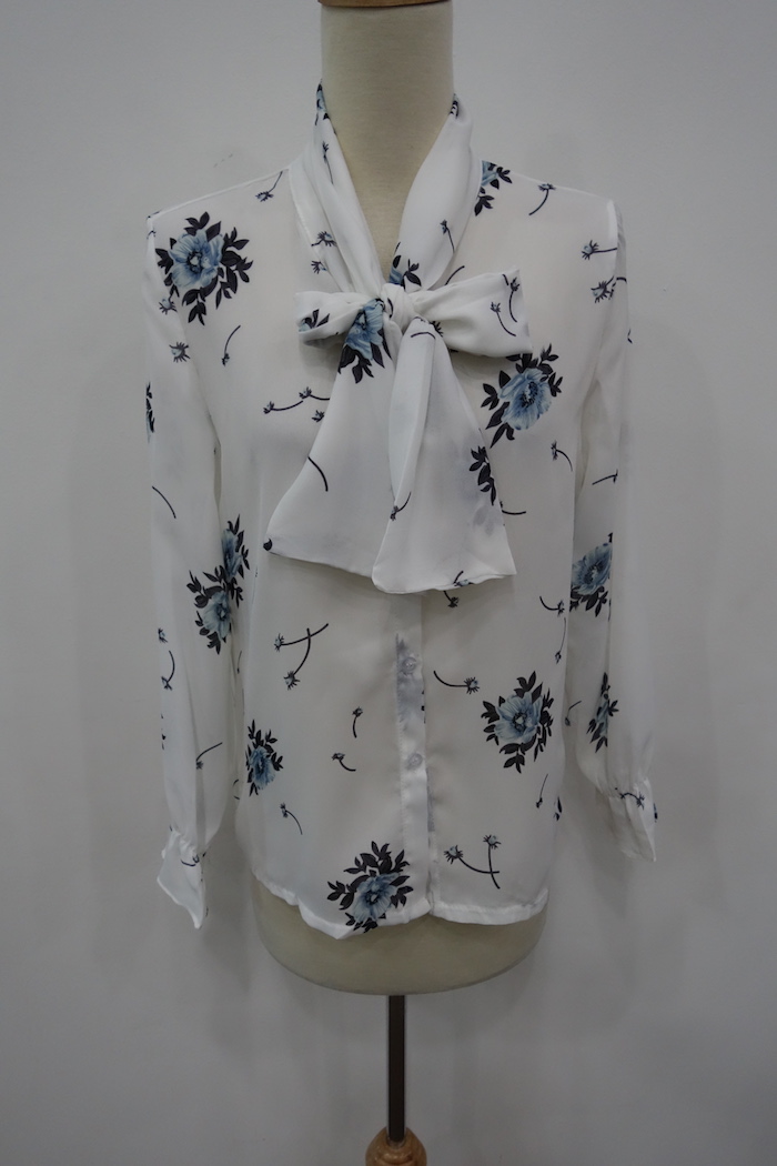 WT7027 Floral Top White