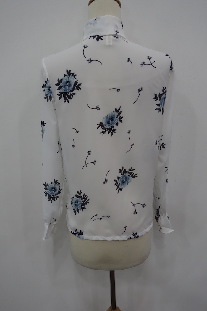 WT7027 Floral Top White