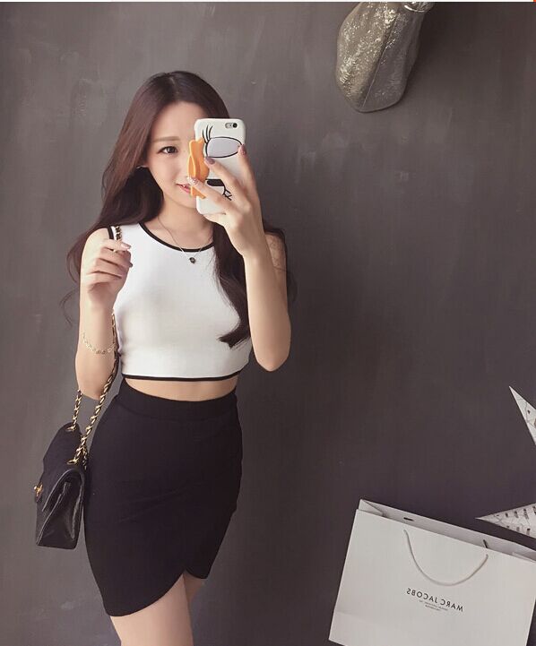 WT7036 Fashion Top and Skirt White (1 Set)