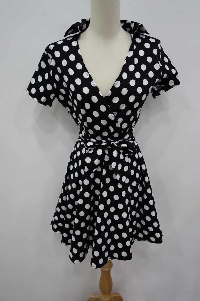 WD7041 Elegant Dress Black Dot