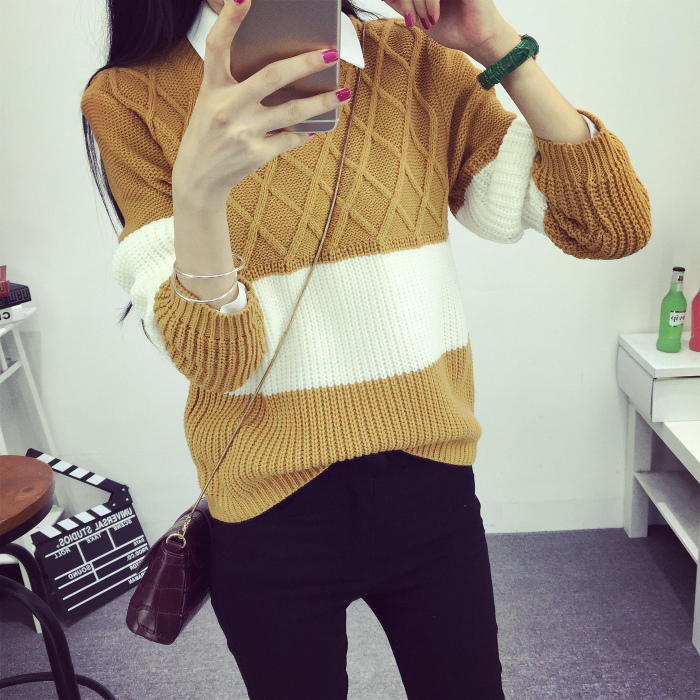 WT3718 Fashion Knit Top Khaki