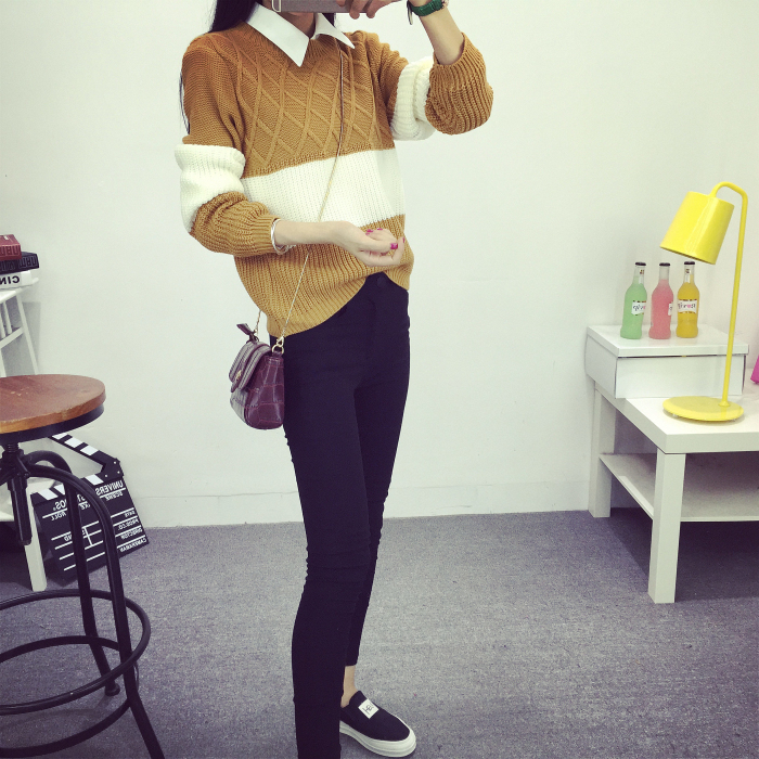 WT3718 Fashion Knit Top Khaki