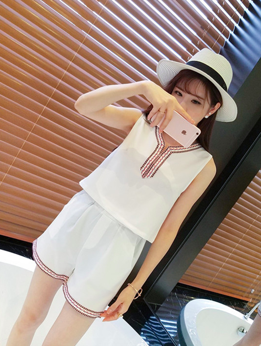 WT7145 Stylish Top and Pant White