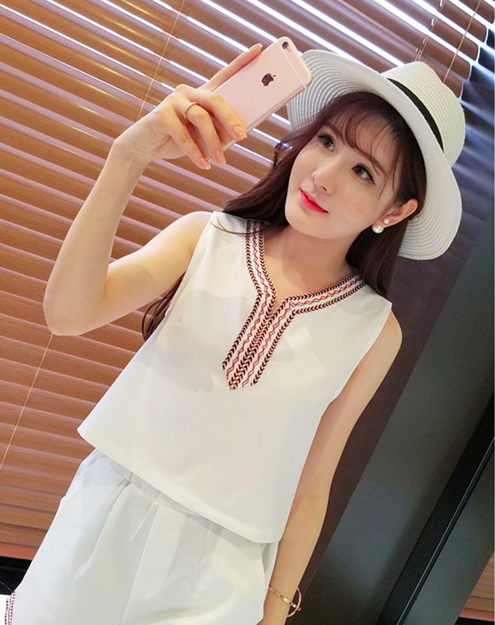 WT7145 Stylish Top and Pant White