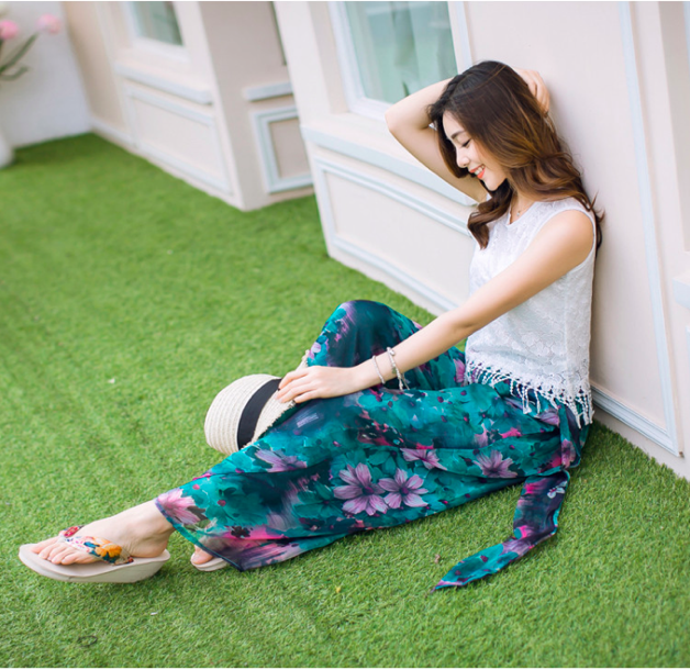 WP7182 Chiffon Floral Pant Green