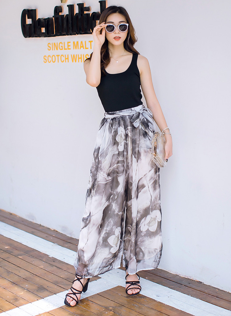 WP7182 Chiffon Floral Pant Grey