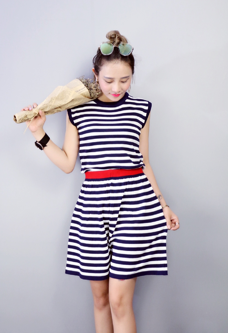 WT7210 Fashion Top and Pant Blue Stripe