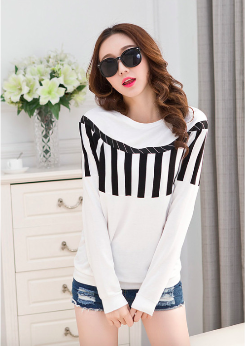 WT7214 Stylish Top White