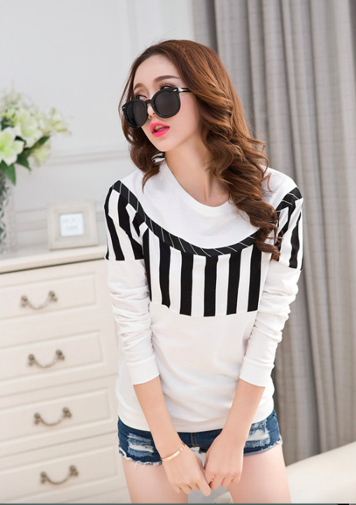 WT7214 Stylish Top White