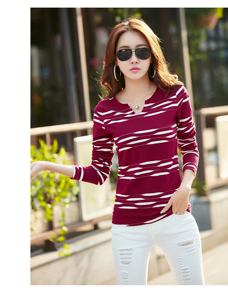 WT7338 Stylish Top Maroon