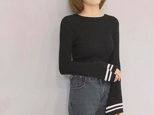 WT7349 Fashion Knit Top Black