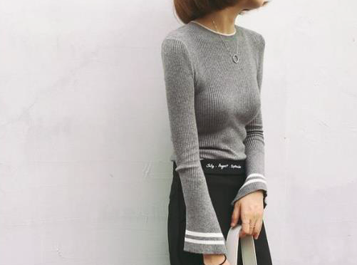 WT7349 Fashion Knit Top Grey