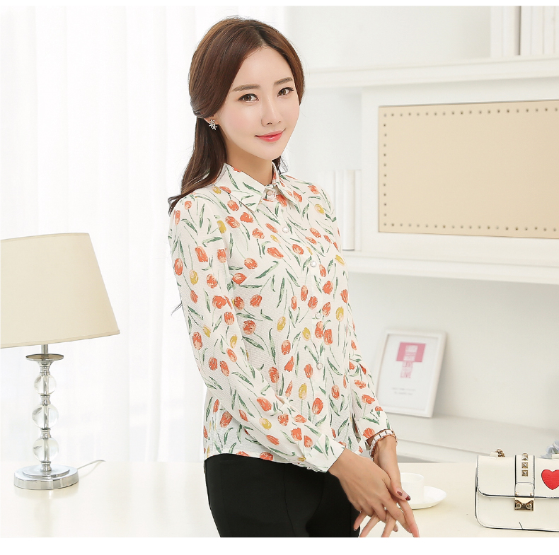 WT7501 Charming Top Almond