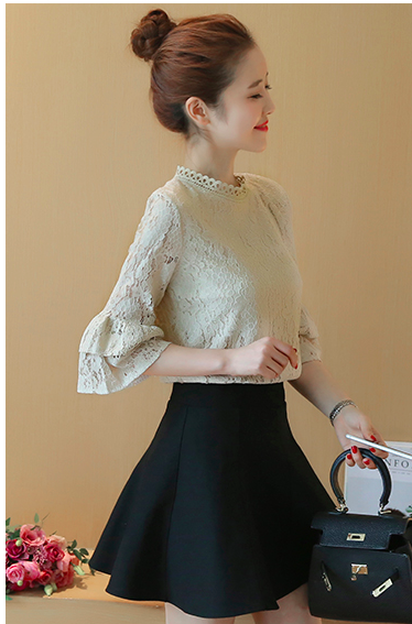 WT7578 Lovely Lace Top Almond