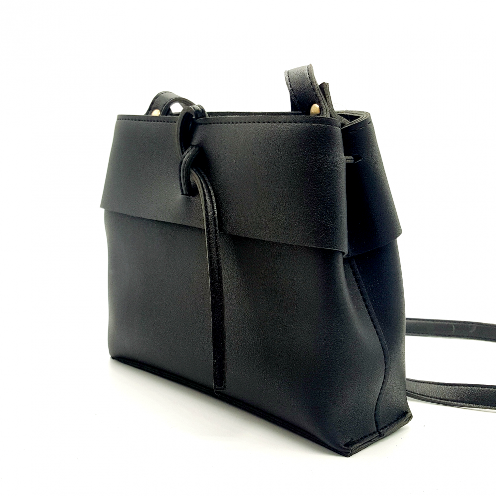 HA025 Sling Bags Black