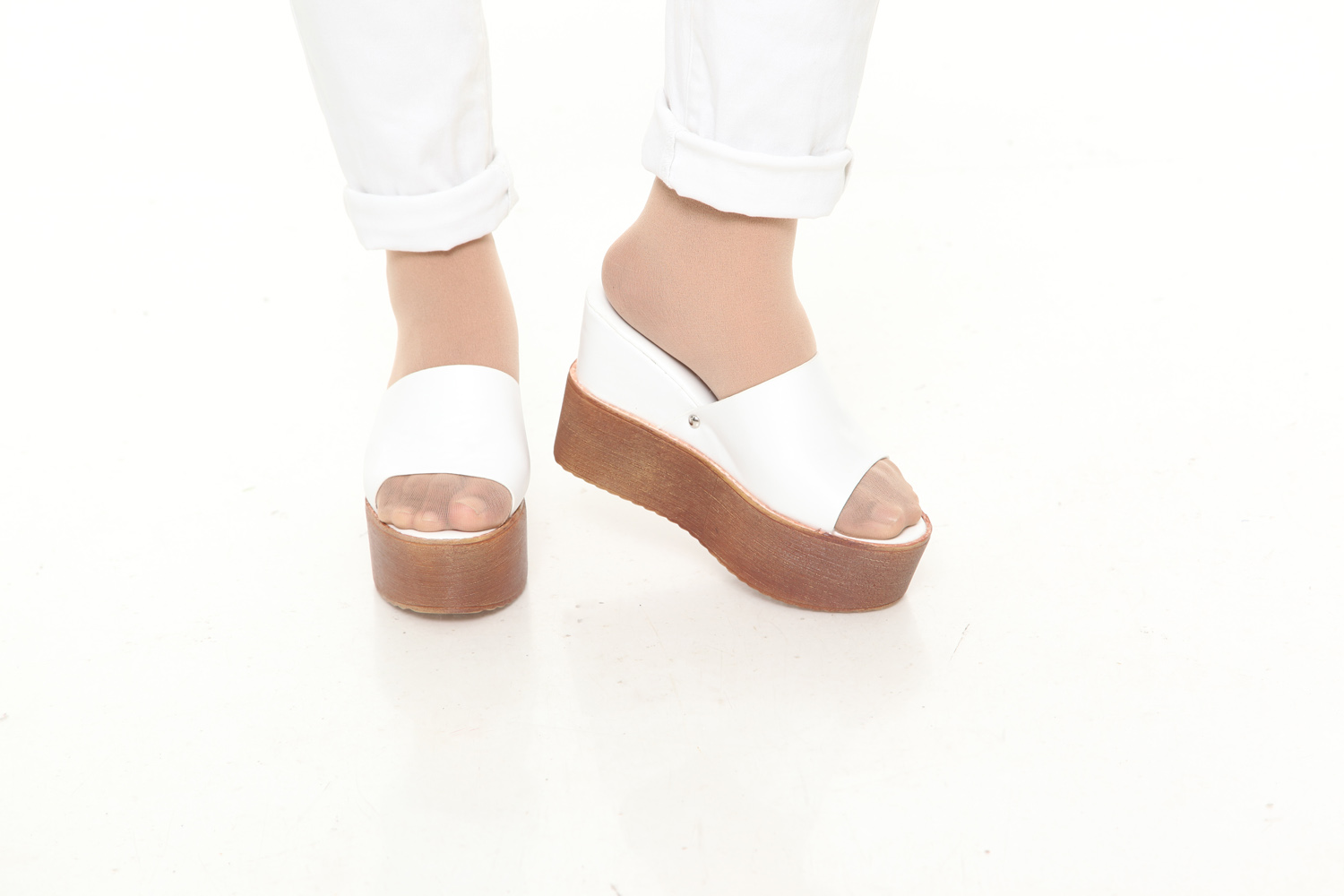 HA021 Trendy Wedges White