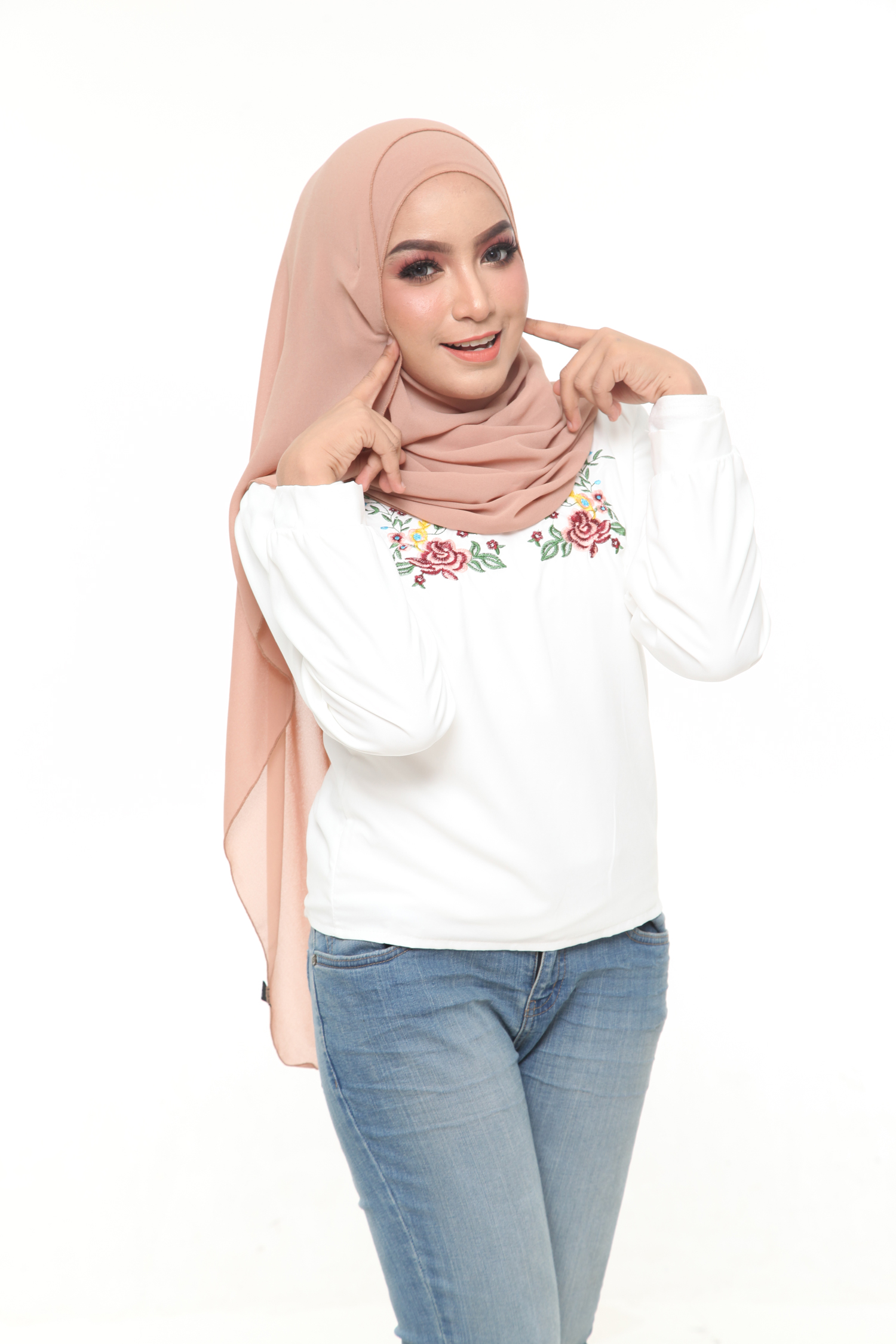 HA042 Long Sleeve Blouse White