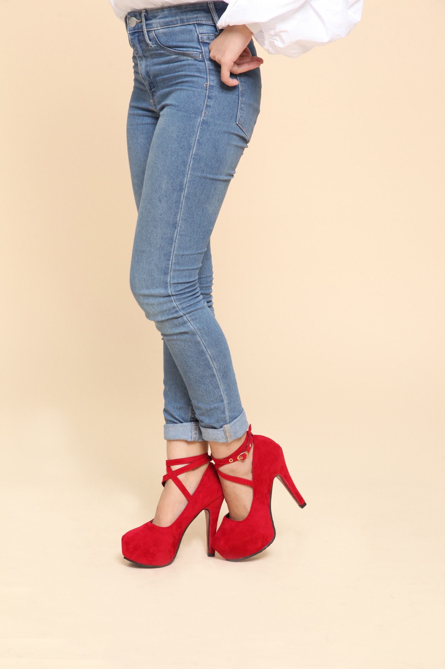 HA034 Cross Ankle Heels Red