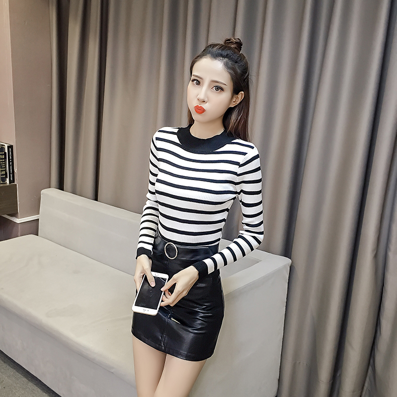 WT3839 Trendy Knit Top Black