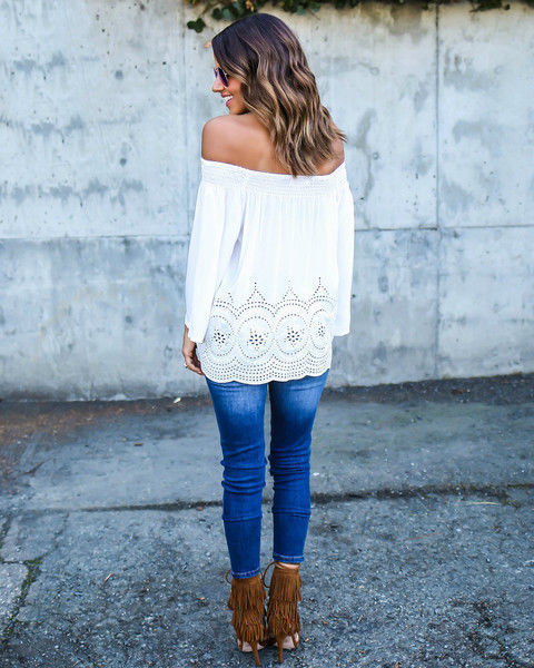 WT3852 Off-Shoulder Top White