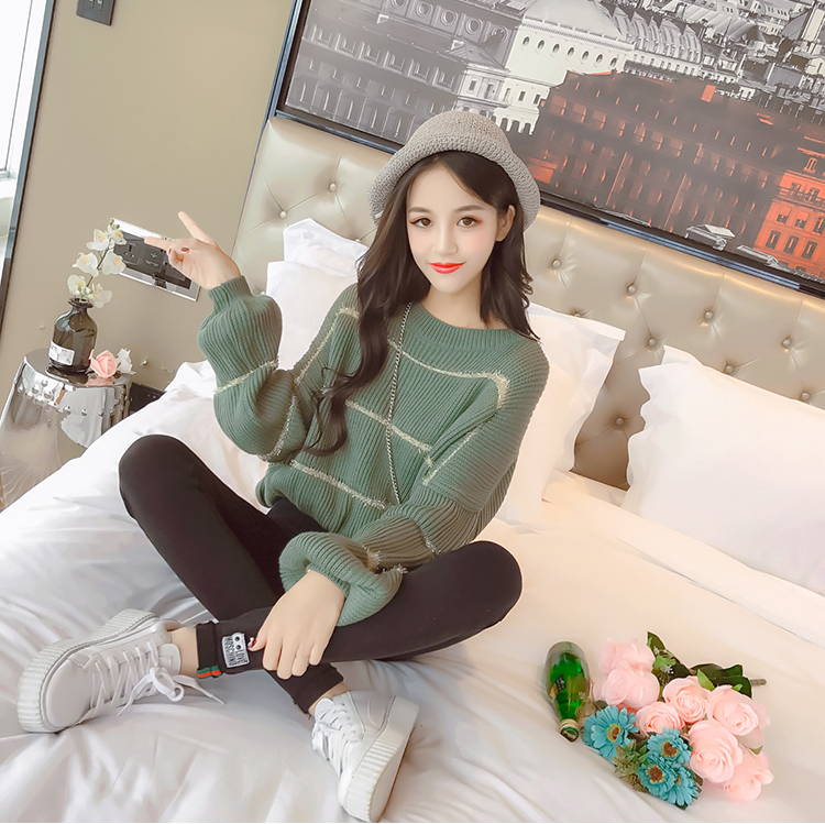 VW10472 Fashion Knit Top Green