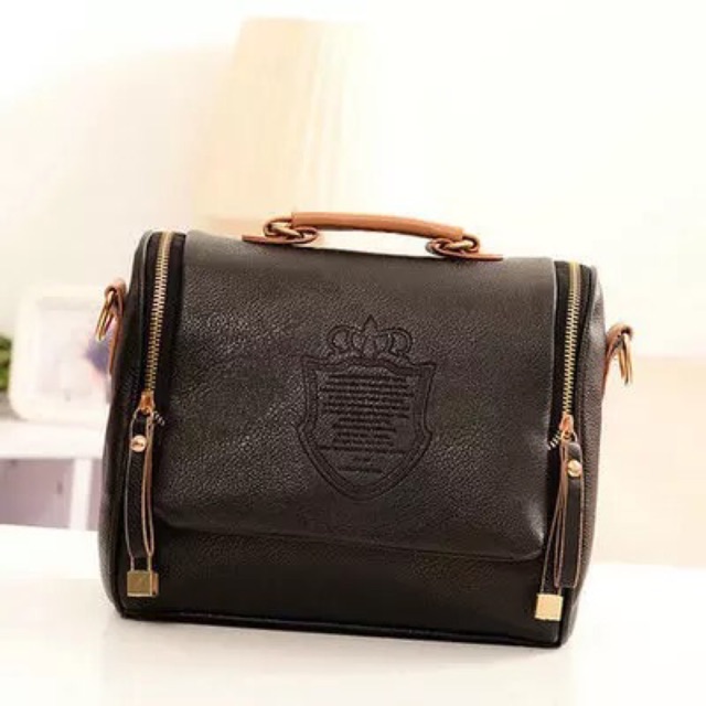 KW80016 Women Sling Bags Black