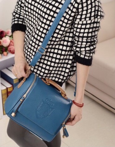 KW80016 Women Sling Bags Navy