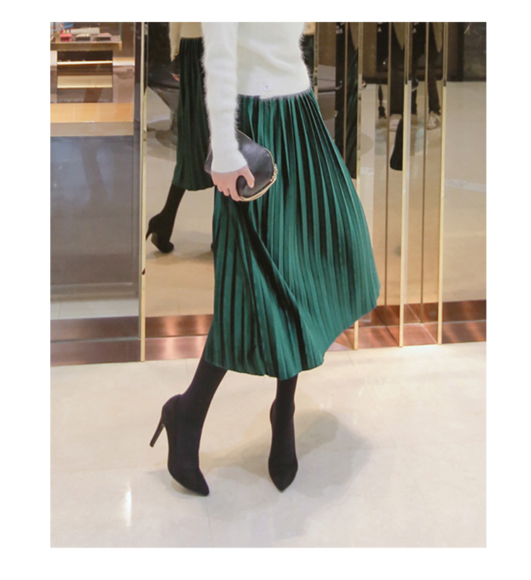 VW12121 Elegant Skirt Green