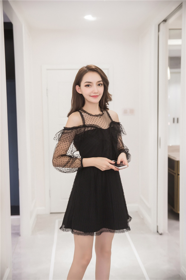 GW1954 Unique Dress Black