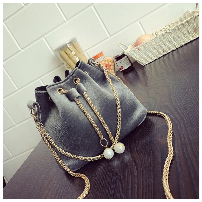 KW80175 Bucket Chain Sling Bag Grey