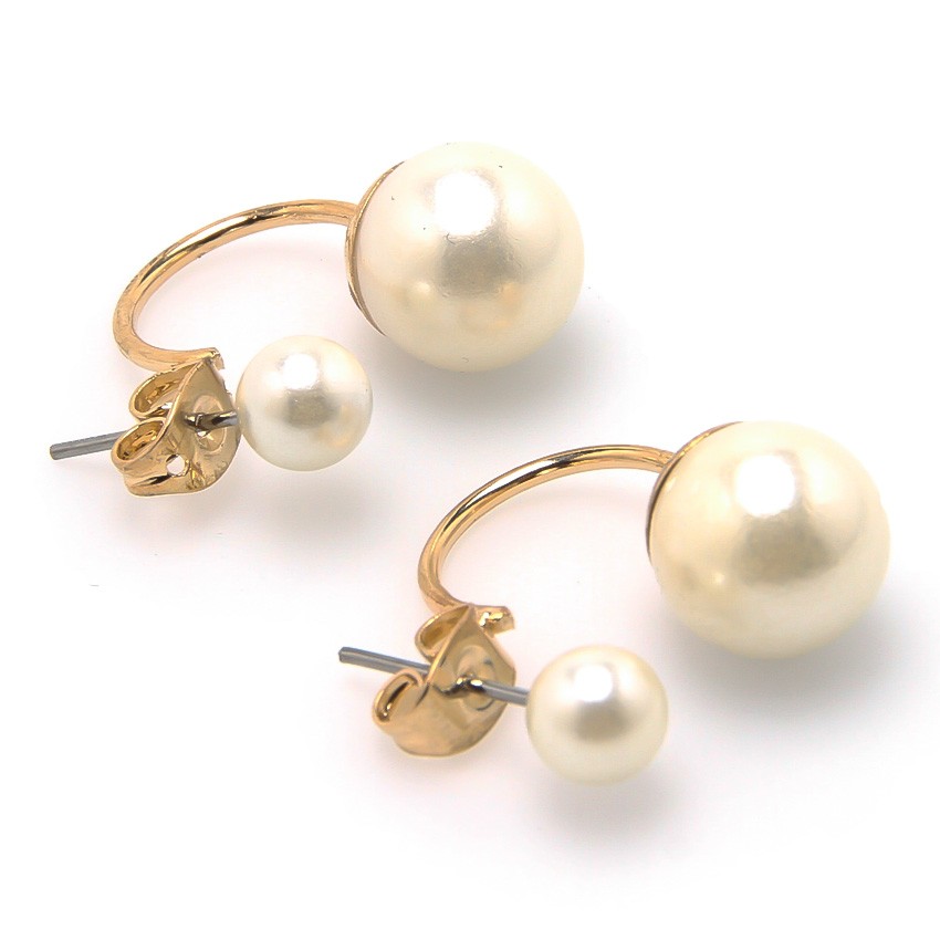 RD90023 Women Elegant Pearl Earring White 