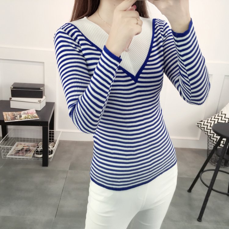 KF510 V-Neck Long Sleeved Top Blue