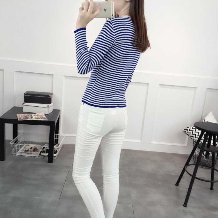 KF510 V-Neck Long Sleeved Top Blue