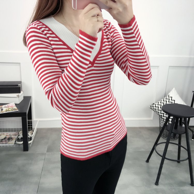 KF510 V-Neck Long Sleeved Top Red