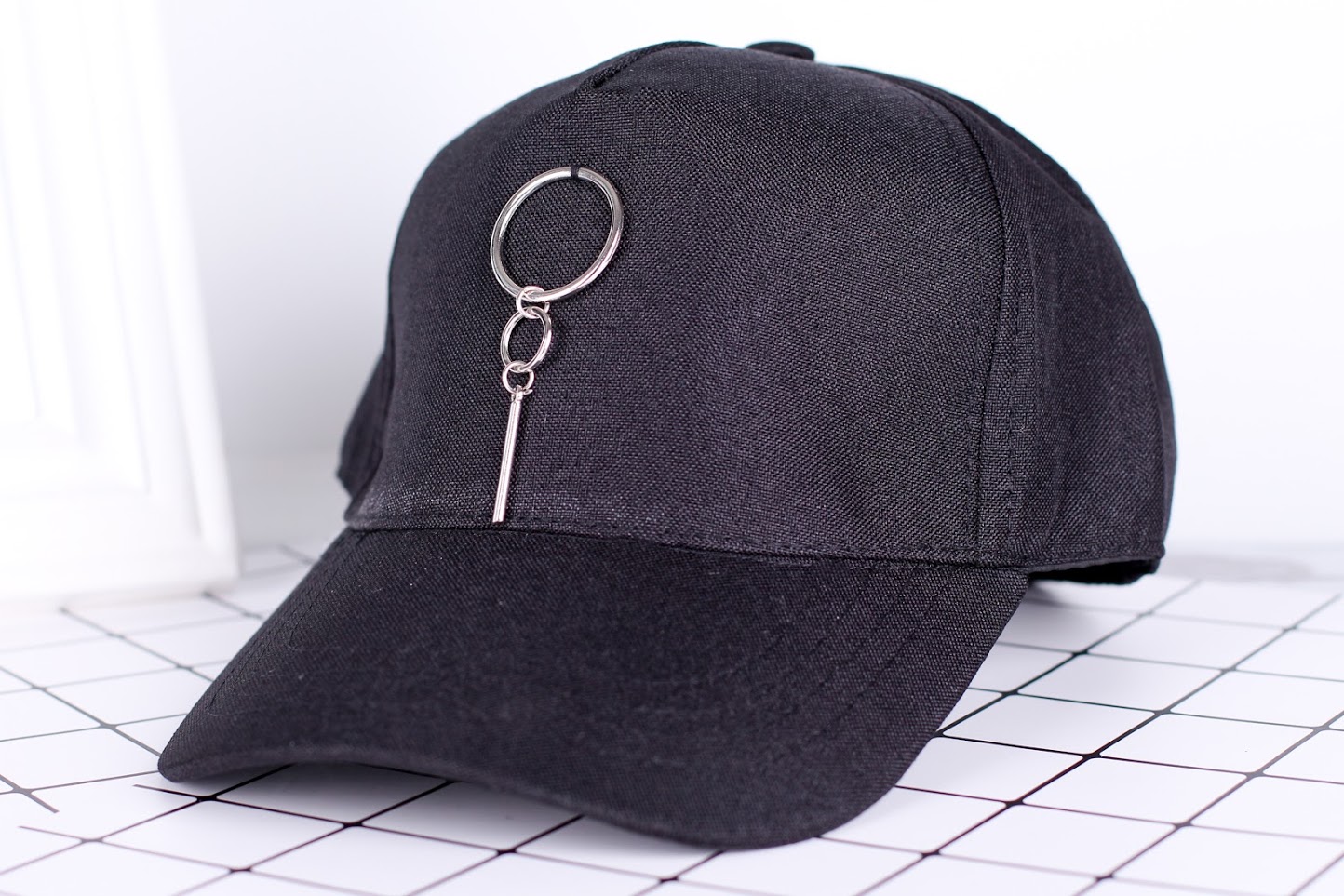 QA-319 Fashion Baseball Cap Key