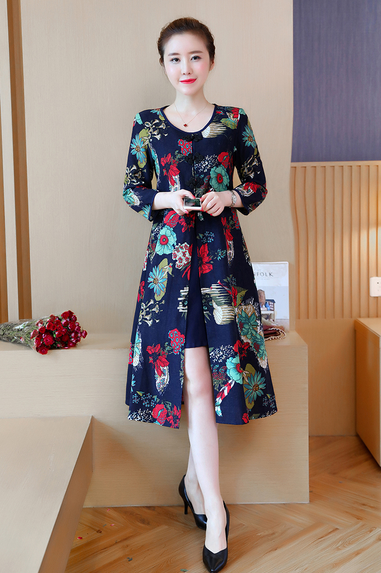 VW12208 Classic Floral Cheongsam Blue