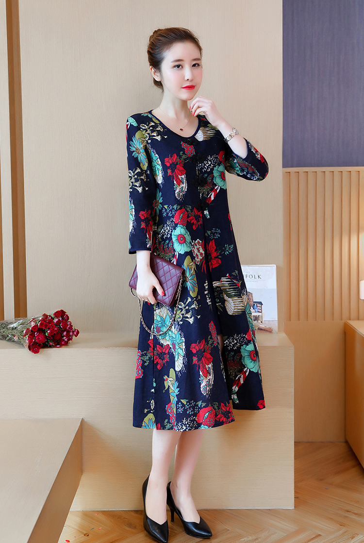 VW12208 Classic Floral Cheongsam Blue