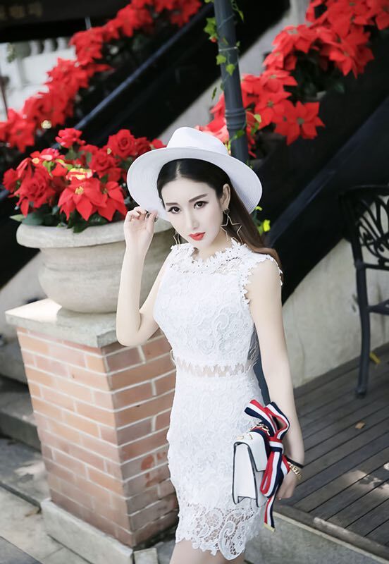 GW2183 Elegant Lace Dress White